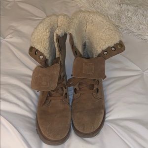 Bearpaw Lace-Up Uggs